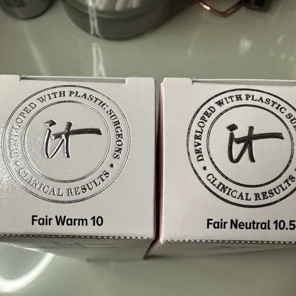 I.T Cosmetic foundation for sale - Picture 4 of 5